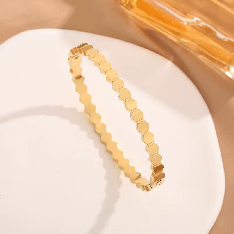 BRACELETS - DAILY USE