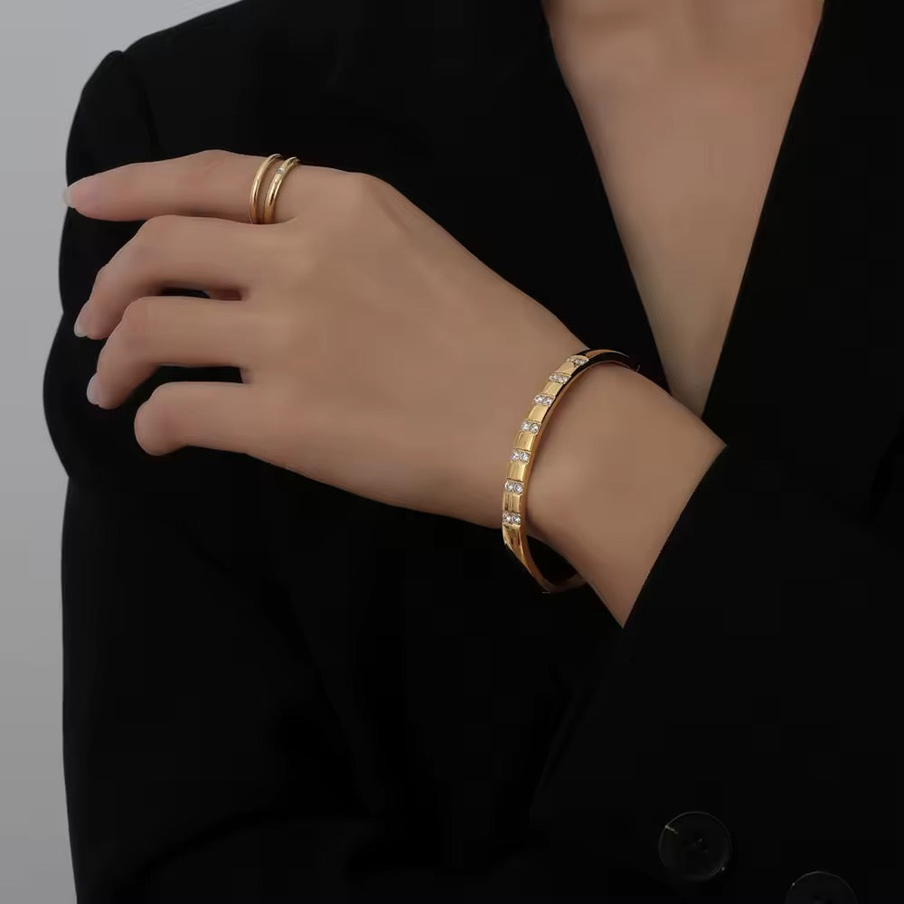 BRACELETS - DAILY USE