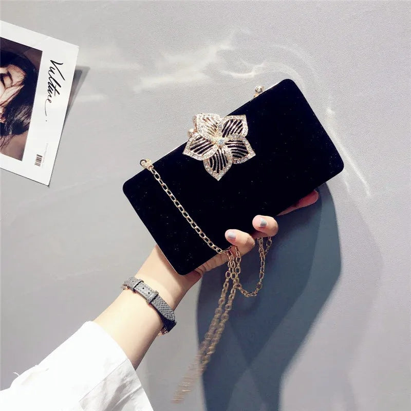 CLUTCH BAG