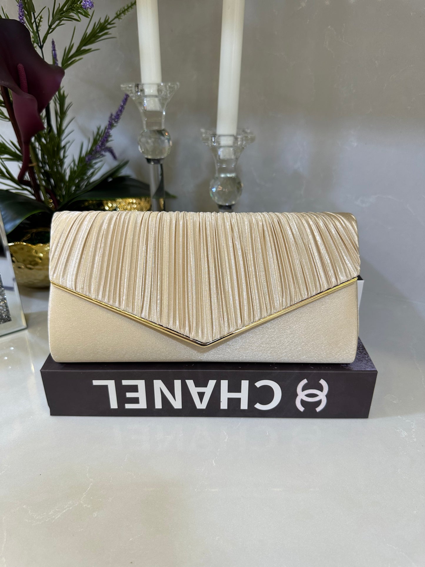 CLUTCH BAG