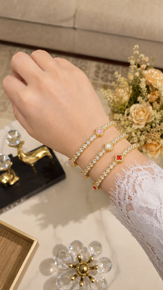 The luna bracelet