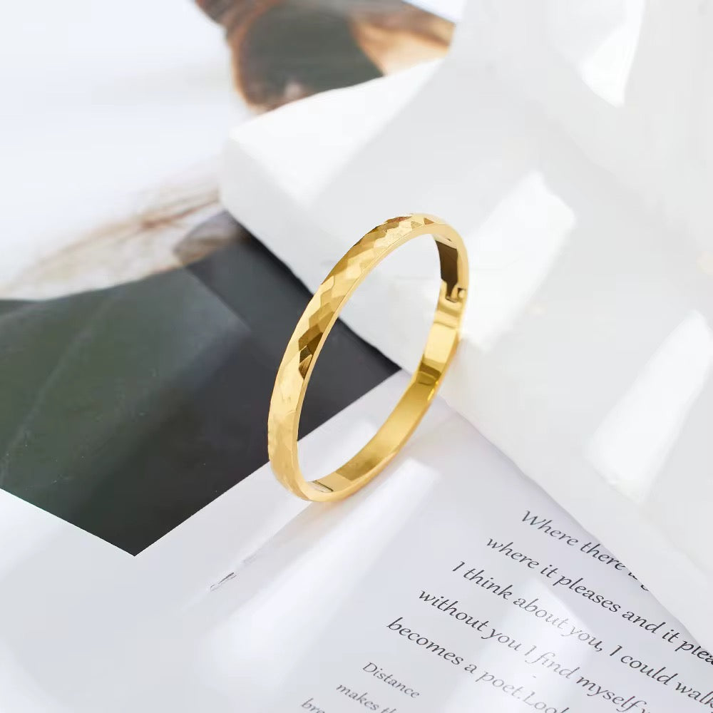 BRACELETS - DAILY USE