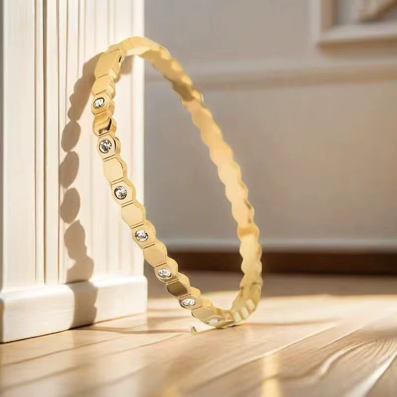 BRACELETS - DAILY USE