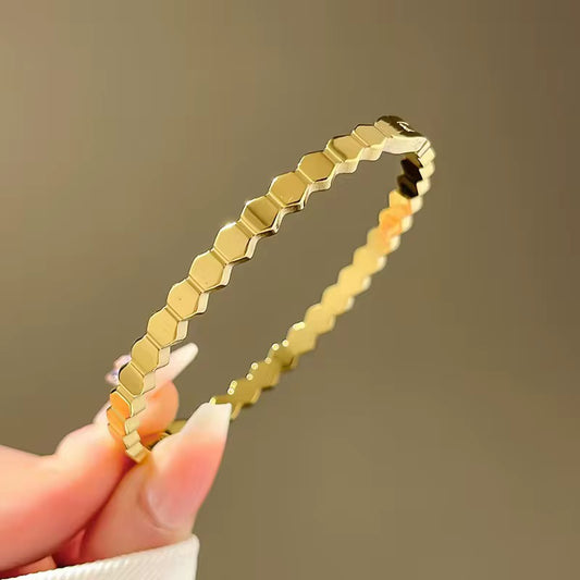 BRACELETS - DAILY USE