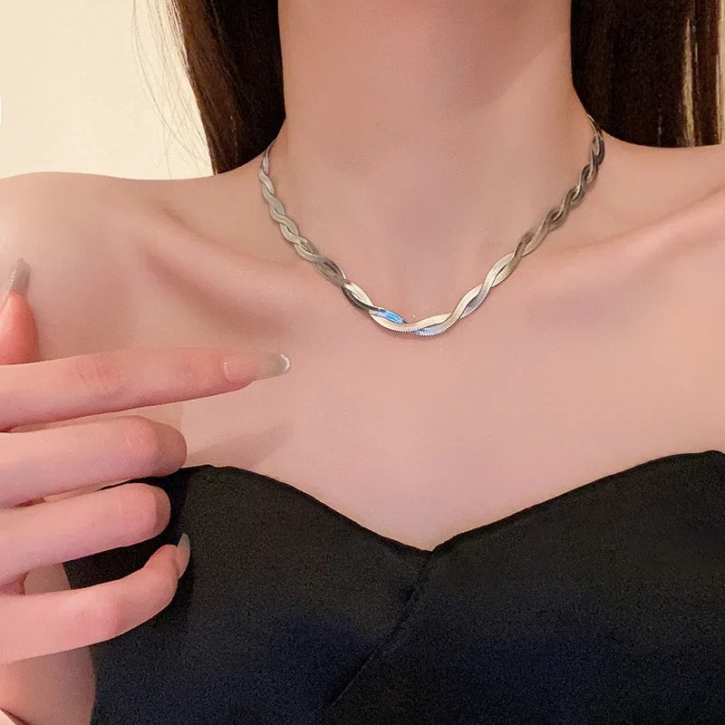 NECKLACE - DAILY USE