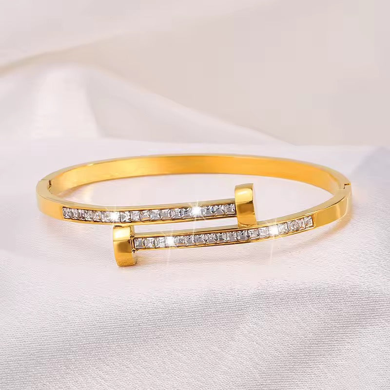 BRACELETS - DAILY USE