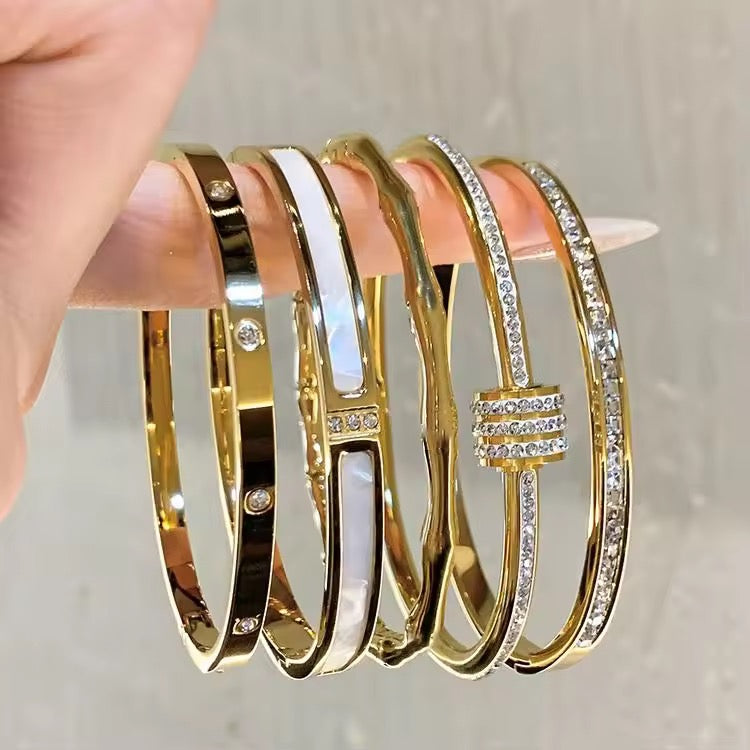 BRACELETS - DAILY USE