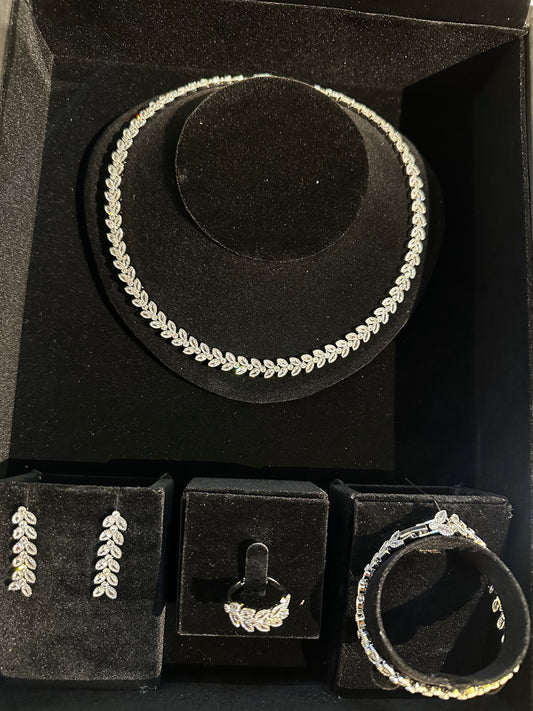Bridal jewelry set