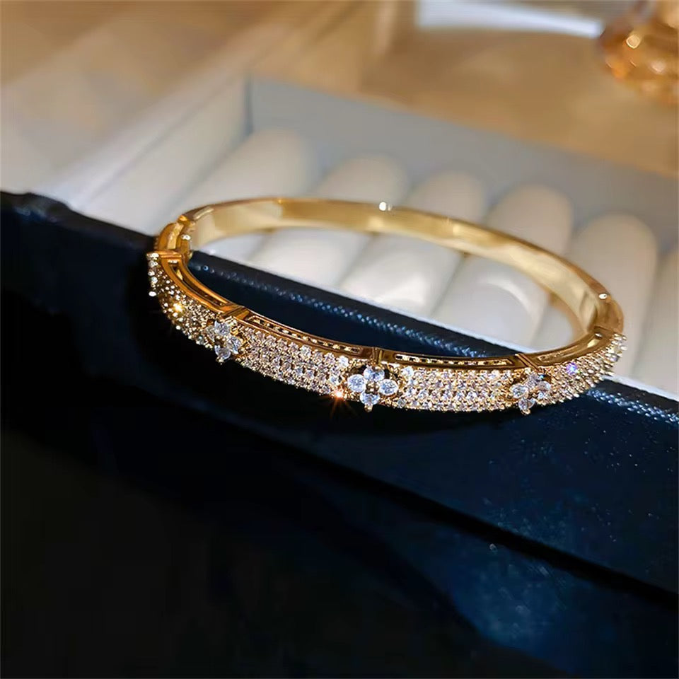 BRACELETS-DAILY USE