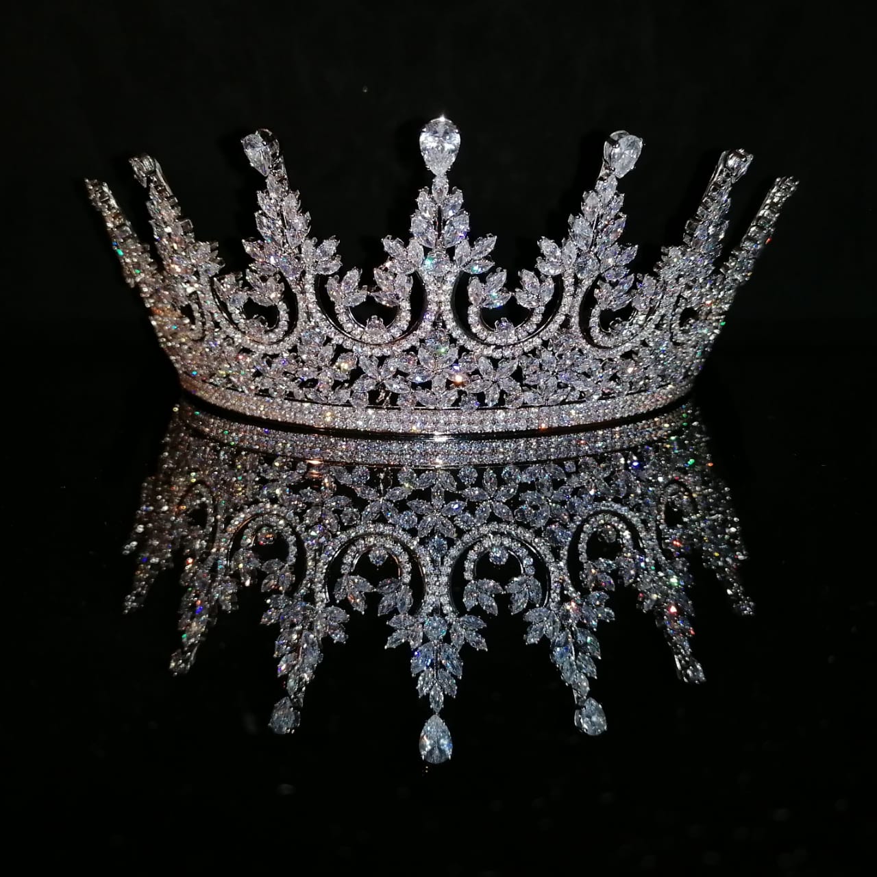 CROWN